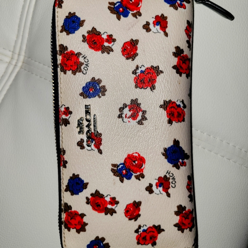 Original Coach wallet tea Rose